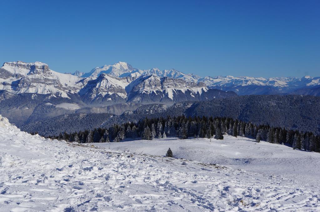 Le Pre Du Lac Saint-Jorioz Exteriör bild